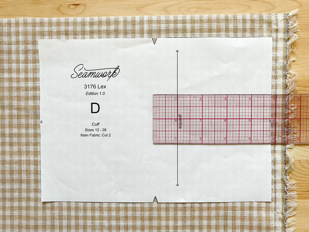 A pattern piece on the grainlione